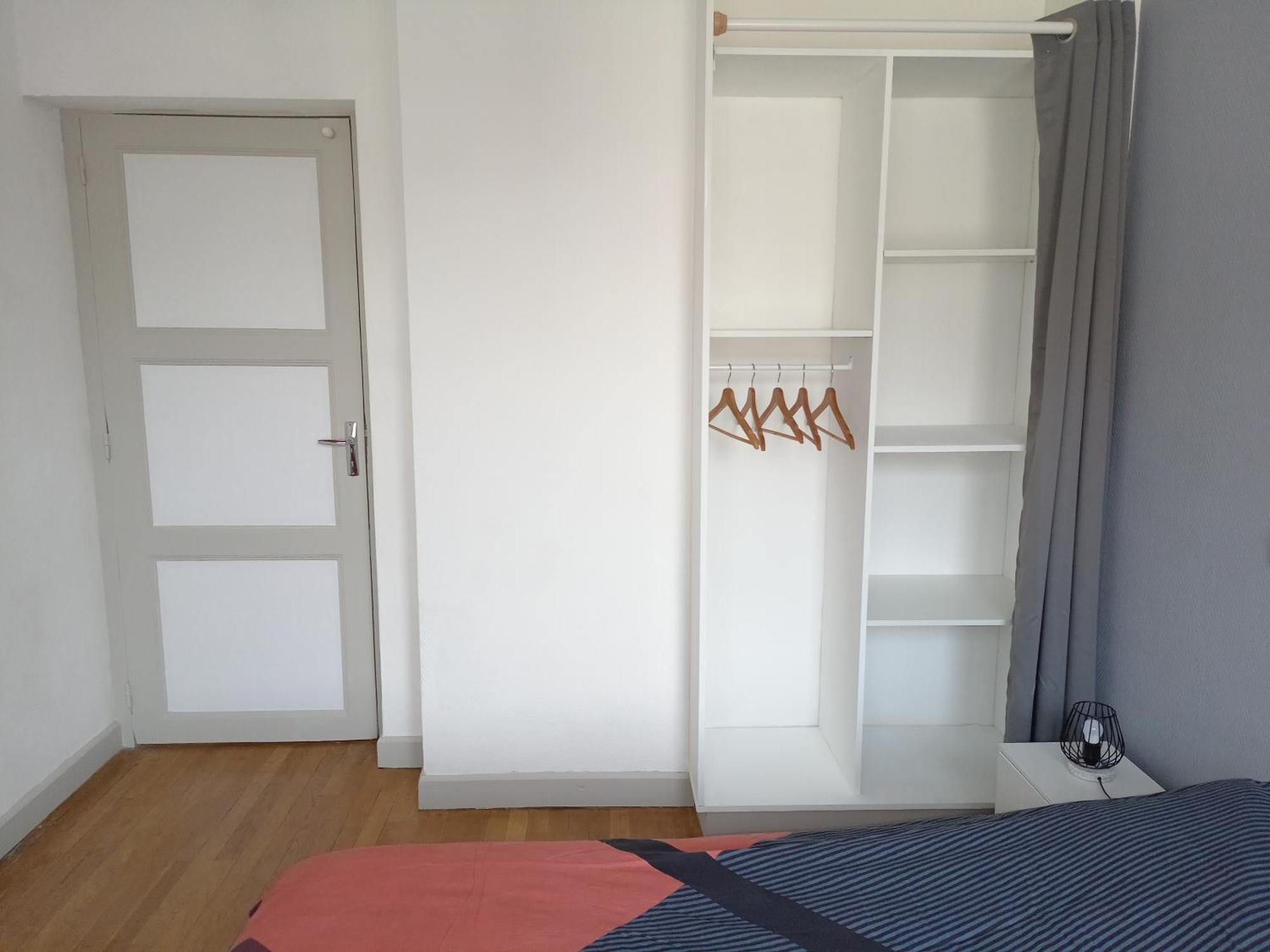 Appartement Paisible - Coeur De Ville 르크로조 외부 사진